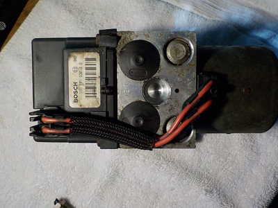 2001 Ford Taurus abs unit1