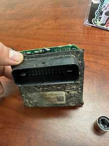 2013 GMC SIERRA 2500HD ABS module is bad1