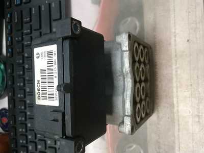 2004 SAAB 9 5 ABS Module