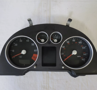 2003 AUDI TT   Cluster