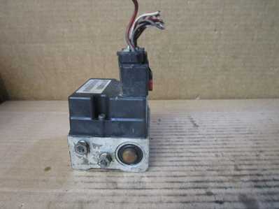 2004 Dodge Dakota ABS module1