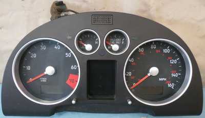 2005 Audi TT with a failed cluster