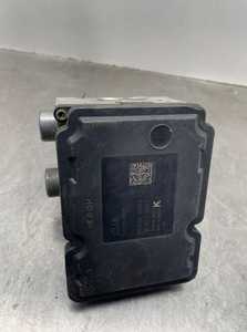 2010 Hyundai Genesis ABS module b