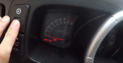 2007 Ridgeline cluster light always flickering