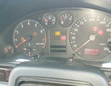 2001 Audi A4 with a broken speedometer1
