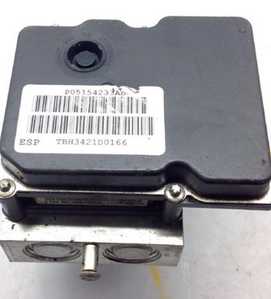 2012 Jeep Liberty   ABS module